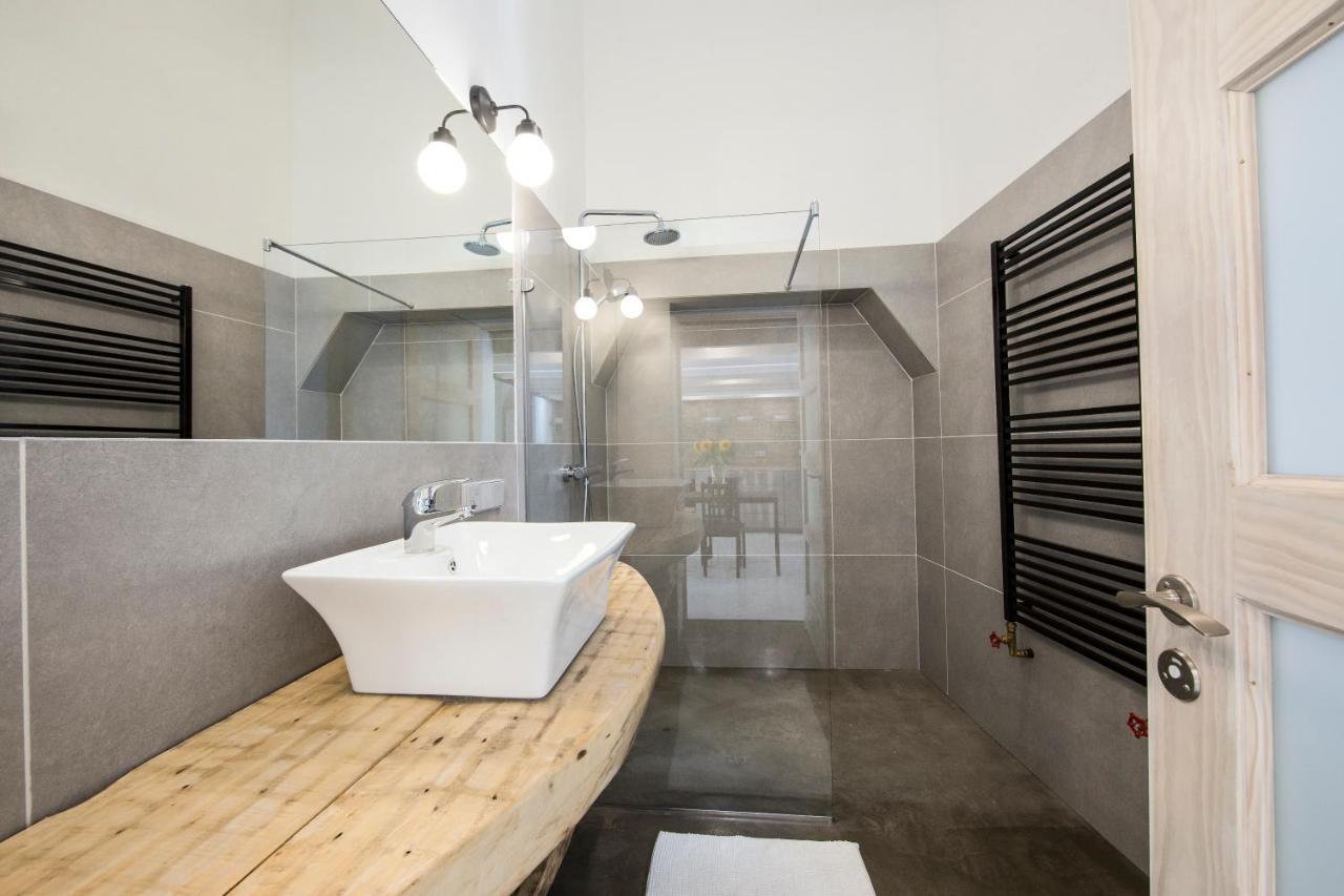 Stylish Studio Apartment In The Heart Of Ρίγα Εξωτερικό φωτογραφία